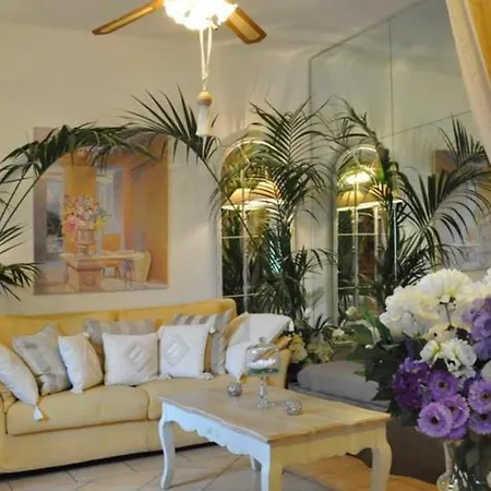 The Right Place 4u Domus Savelli Boutique Apartament Rzym